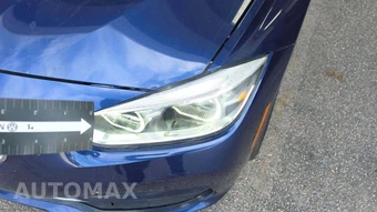 2018 BMW 3 Series Sedan 330i xDrive - miniatura 25