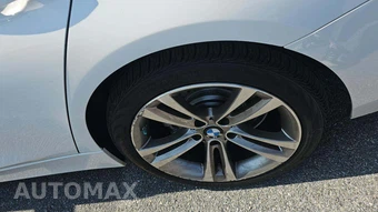2018 BMW 3 Series Sedan 330i xDrive - miniatura 27