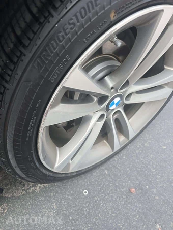 2018 BMW 3 Series Sedan 330i xDrive - miniatura 20