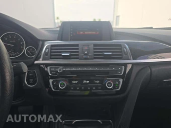 2018 BMW 3 Series Sedan 330i xDrive - miniatura 7