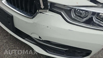 2018 BMW 3 Series Sedan 330i xDrive - miniatura 25