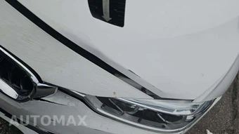 2018 BMW 3 Series Sedan 330i xDrive - miniatura 30
