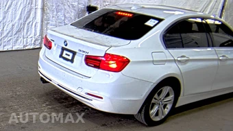 2018 BMW 3 Series Sedan 330i xDrive - miniatura 4