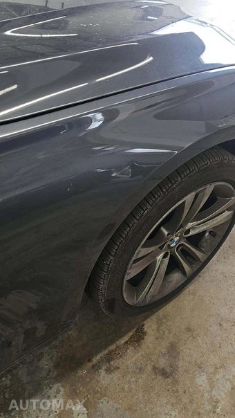 2018 BMW 3 Series Sedan 330i xDrive - miniatura 23