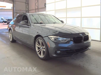 2018 BMW 3 Series Sedan 330i xDrive - miniatura 3