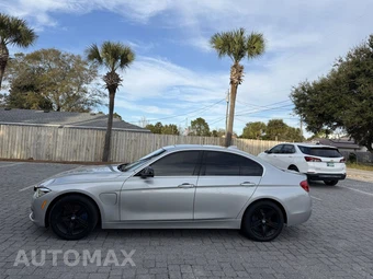 2018 BMW 3 Series Sedan iPerformance - miniatura 3