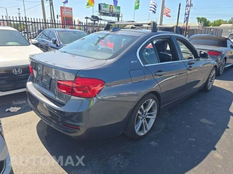 2018 BMW 3 Series Sedan iPerformance - miniatura 3