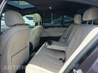 2018 BMW 5 Series Sedan 530i SPORT LINE - miniatura 13