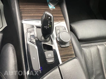 2018 BMW 5 Series Sedan 530i SPORT LINE - miniatura 18