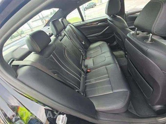 2018 BMW 5 Series Sedan 530i xDrive - miniatura 16