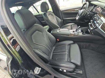 2018 BMW 5 Series Sedan 530i xDrive - miniatura 18