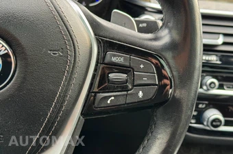 2018 BMW 5 Series Sedan 530i xDrive - miniatura 30