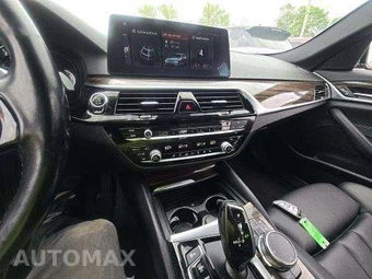 2018 BMW 5 Series Sedan 530i xDrive - miniatura 10