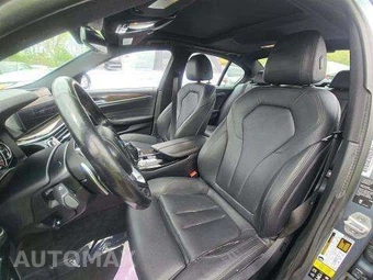 2018 BMW 5 Series Sedan 530i xDrive - miniatura 6