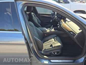 2018 BMW 5 Series Sedan 530i xDrive - miniatura 8