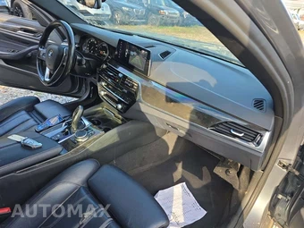 2018 BMW 5 Series Sedan 530i xDrive - miniatura 16