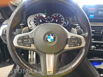 2018 BMW 5 Series Sedan 540i - miniatura 10