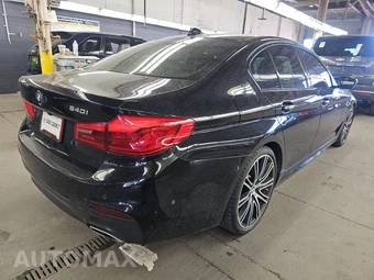 2018 BMW 5 Series Sedan 540i - miniatura 4