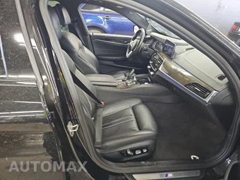 2018 BMW 5 Series Sedan 540i - miniatura 8