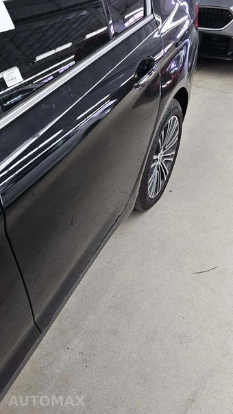 2018 BMW 5 Series Sedan 540i xDrive LUXURY LINE - miniatura 29