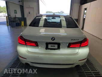 2018 BMW 5 Series Sedan iPerformance - miniatura 5