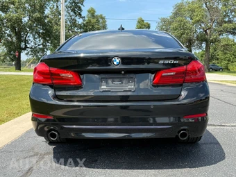 2018 BMW 5 Series Sedan iPerformance - miniatura 4