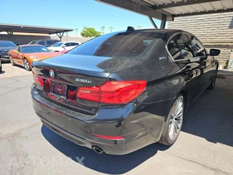 2018 BMW 5 Series Sedan iPerformance - miniatura 3