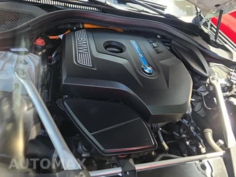 2018 BMW 5 Series Sedan iPerformance - miniatura 19