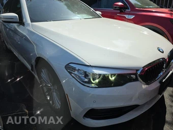 2018 BMW 5 Series Sedan iPerformance - miniatura 3