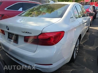 2018 BMW 5 Series Sedan iPerformance - miniatura 4