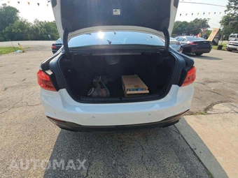 2018 BMW 5 Series Sedan M550i xDrive - miniatura 11
