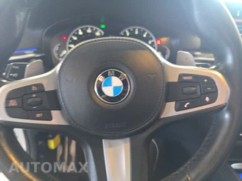 2018 BMW 5 Series Sedan M550i xDrive - miniatura 10
