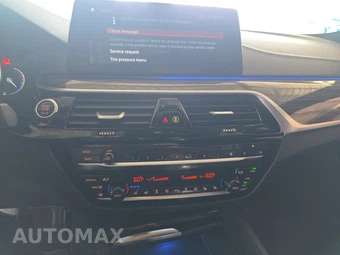 2018 BMW 5 Series Sedan M550i xDrive - miniatura 11