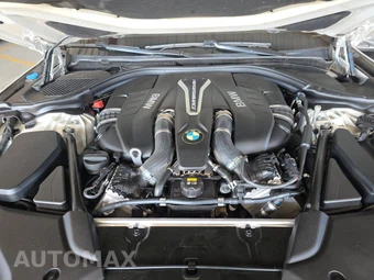 2018 BMW 5 Series Sedan M550i xDrive - miniatura 15