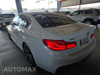 2018 BMW 5 Series Sedan M550i xDrive - miniatura 6
