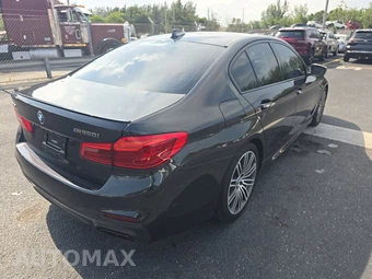 2018 BMW 5 Series Sedan M550i xDrive - miniatura 4