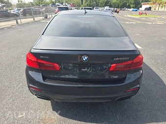 2018 BMW 5 Series Sedan M550i xDrive - miniatura 5