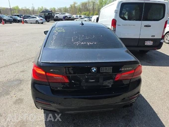 2018 BMW 5 Series Sedan M550i xDrive - miniatura 5