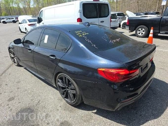2018 BMW 5 Series Sedan M550i xDrive - miniatura 6