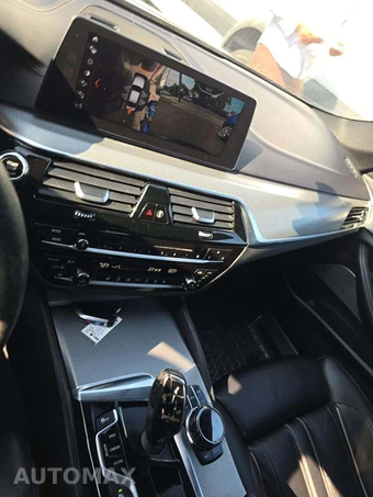2018 BMW 5 Series Sedan M550i xDrive - miniatura 10