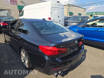 2018 BMW 5 Series Sedan M550i xDrive - miniatura 2