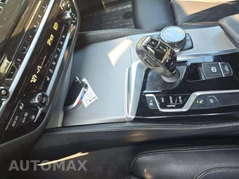 2018 BMW 5 Series Sedan M550i xDrive - miniatura 8