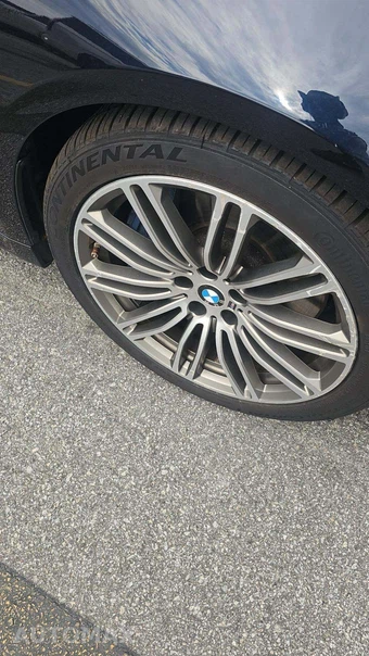 2018 BMW 5 Series Sedan M550i xDrive - miniatura 19