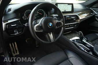 2018 BMW 5 Series Sedan M550i xDrive - miniatura 2