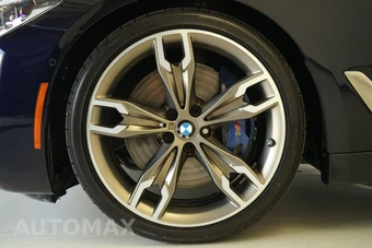 2018 BMW 5 Series Sedan M550i xDrive - miniatura 27