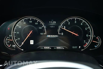 2018 BMW 5 Series Sedan M550i xDrive - miniatura 6