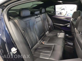 2018 BMW 5 Series Sedan M550i xDrive - miniatura 16