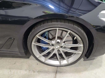 2018 BMW 5 Series Sedan M550i xDrive - miniatura 27