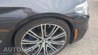 2018 BMW 5 Series Sedan M550i xDrive - miniatura 26