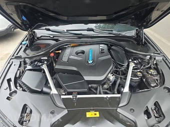 2018 BMW 5 Series Sedan xDrive iPerformance M SPORT LINE - miniatura 19